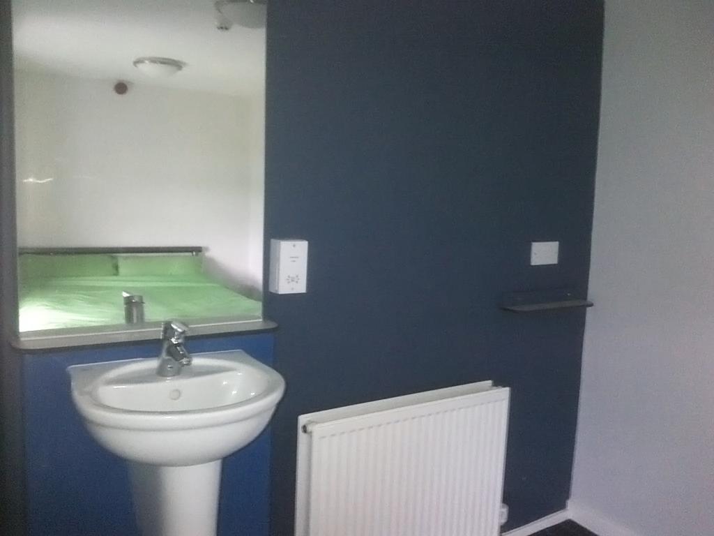 Yha Poppit Sands Cardigan Room photo